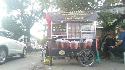 Donat Bakar & Coffee Sem Donat 7