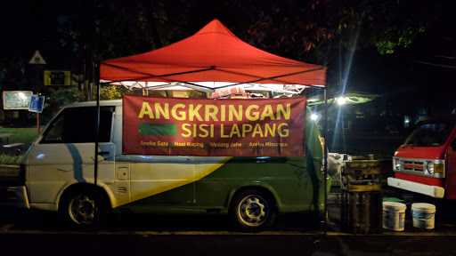 Angkringan Sisi Lapang 7