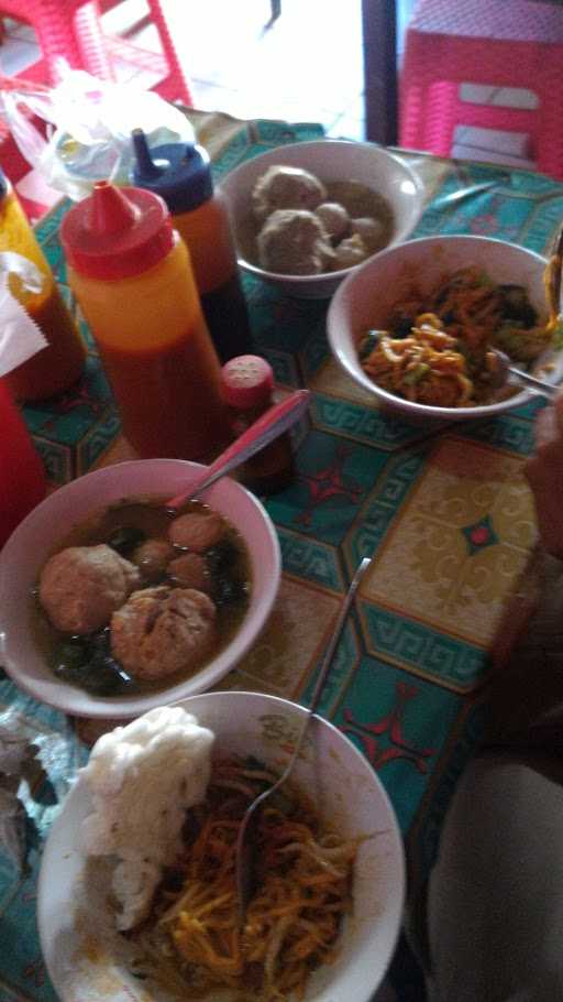 Warung Bakso Pak Ayub (Sekeloa) 4