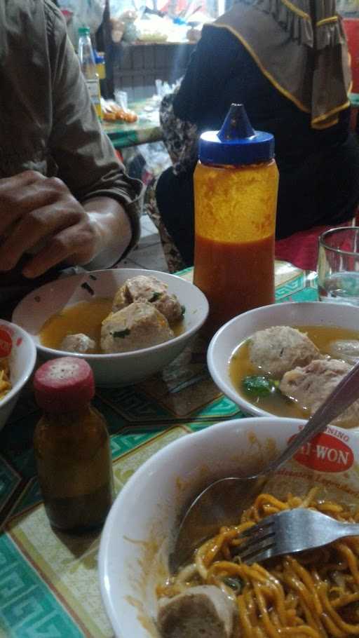 Warung Bakso Pak Ayub (Sekeloa) 6