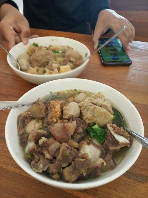 Bob - Baso Ooh Bakso, Tubagus Ismail 10