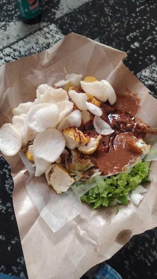 Gado Gado Teuku Angkasa 8