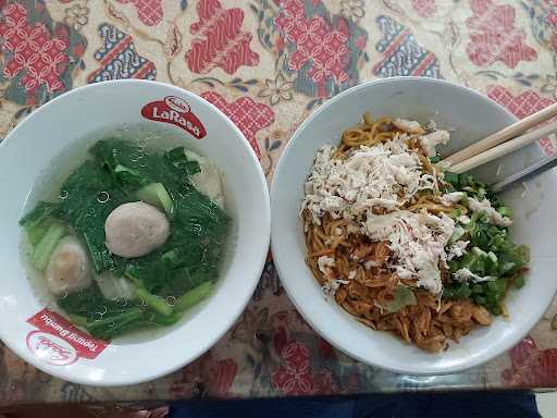 Lomie Dan Bakmie Imam Bonjol Cab. Dago Atas 7