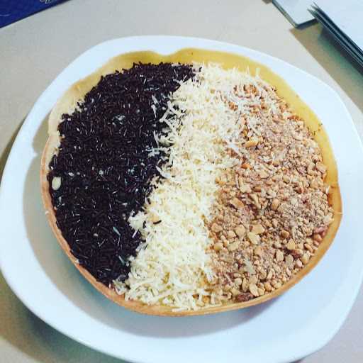 Martabak Dan Roti Bakar Capino 2, Sadang Serang 1