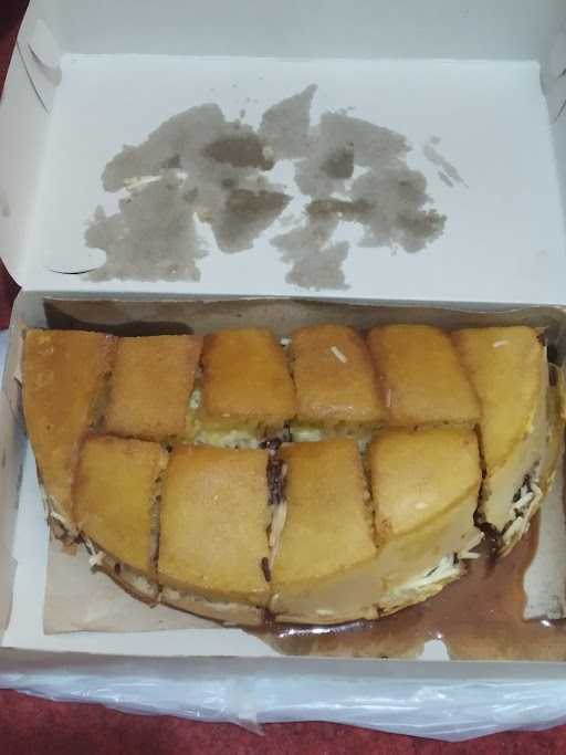 Martabak Lucky 8