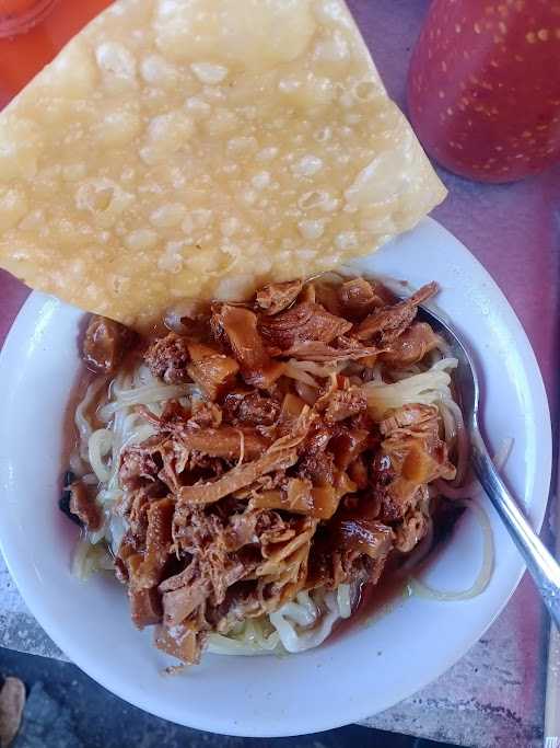 Mie Ayam Baso Cipaganti 2