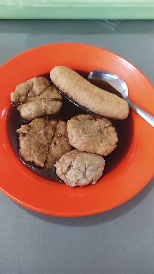 Mm Pempek Sekeloa 7