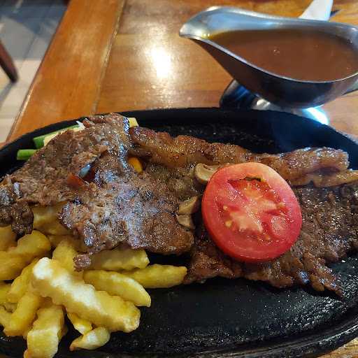 Pasadena Steak Bandung 7