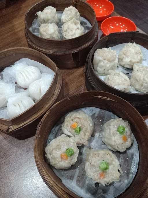 Red Dimsum 6