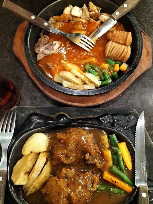 Steak Ranjang Dipatiukur - Steak Enak Di Bandung 9