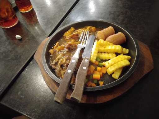 Steak Ranjang Dipatiukur - Steak Enak Di Bandung 6