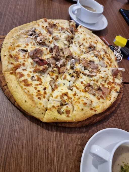 Us Pizza - Dago 4