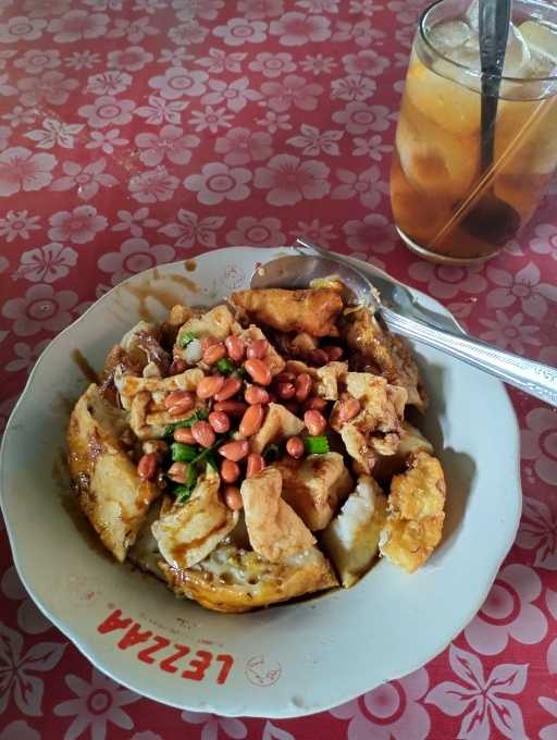 Warung Tahu Kupat Special Sido Mampir Pak Man 4