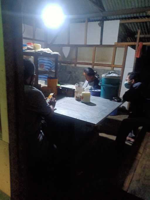 Warung Jahe Susu Bang Slamet 9