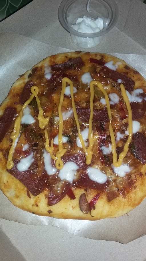 Fafa Pizza 4