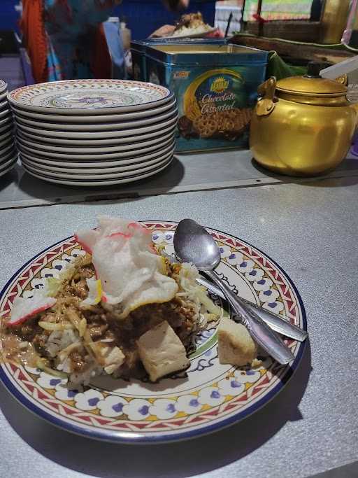 Nasi Tahu Bu Mirah Comal 2