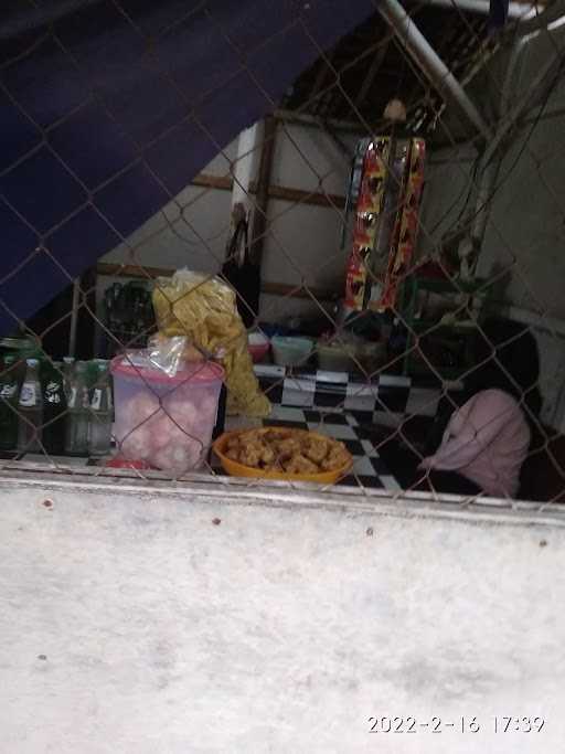 Warung Soto Bu Sidem 9