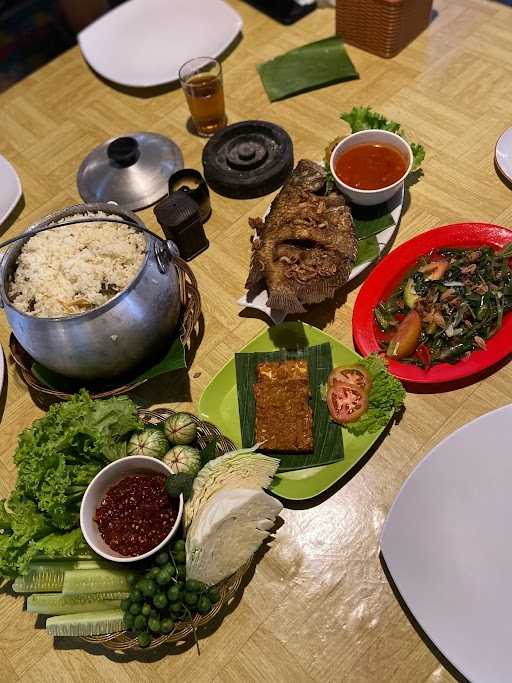 Rumah Makan Saung Awi 88 7