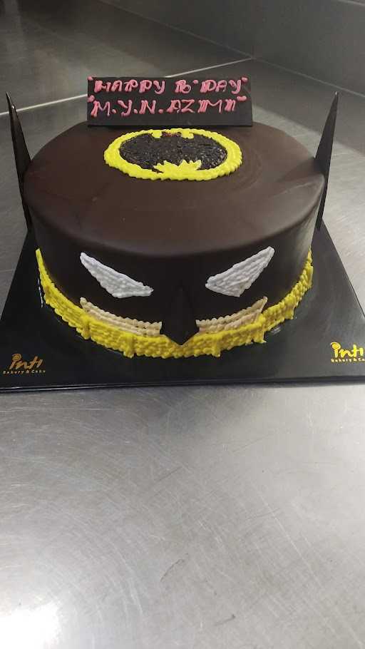 Inti Bakery & Cake 7