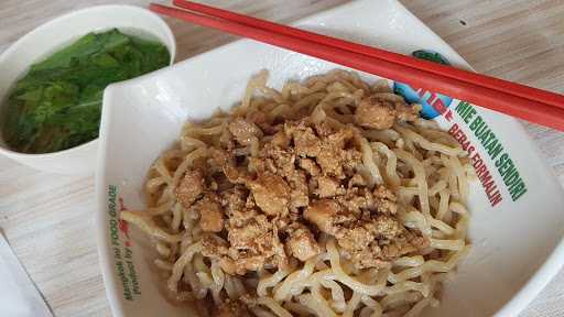 Bakmi Karet Planet 1