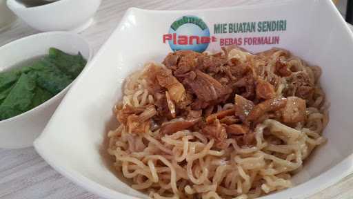 Bakmi Karet Planet 5