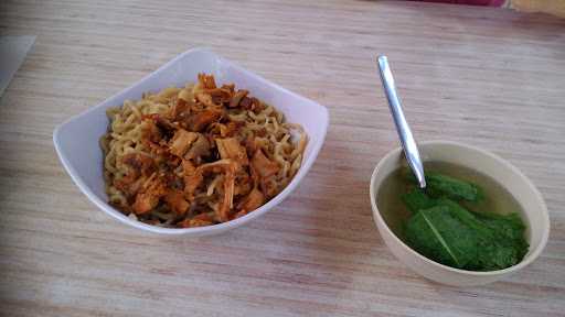 Bakmi Karet Planet 2