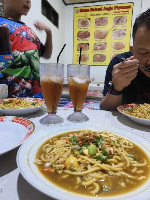 Bakmi Jogja Piyaman Curug 5