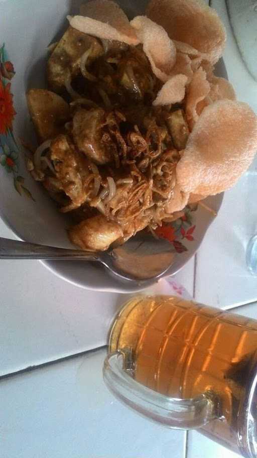 Gado Gado & Karedok Bunda Desi 6