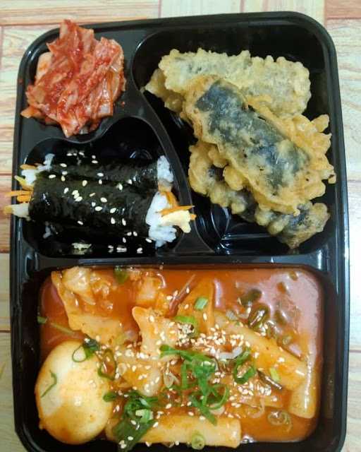 Gimbab Teokpokki Korean Food 4