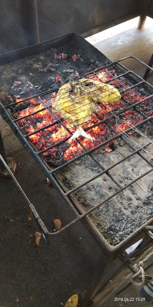 Ikan Bakar Fatya 6