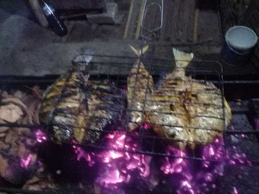 Ikan Bakar Jaya Brata 4