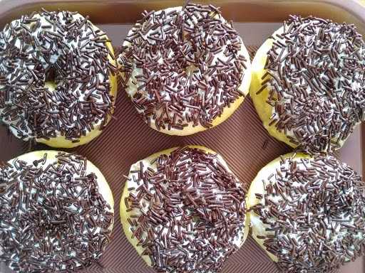 Love Donut Cabang Curug 3