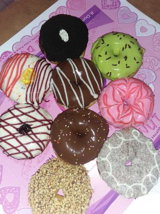 Love Donut Cabang Curug 9