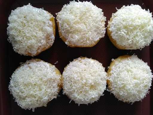 Love Donut Cabang Curug 10