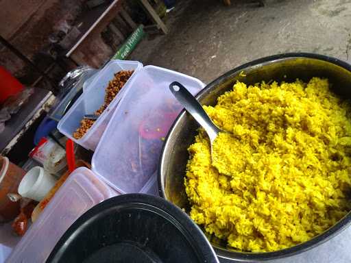 Nasi Uduk Dan Ketupat Sayur Pasar Ubud 1