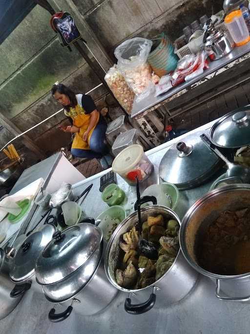 Nasi Uduk Dan Ketupat Sayur Pasar Ubud 2