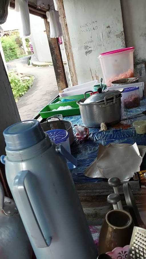 Nasi Uduk & Lontong Ce Oge 1