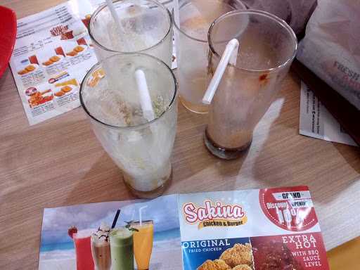 Sakina Chicken & Burger Cipocok 3