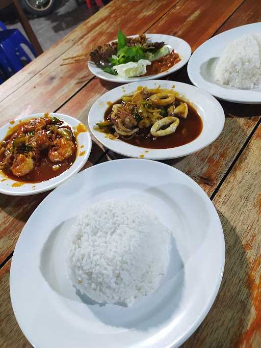 Seafood Putra-Putri Farida 8