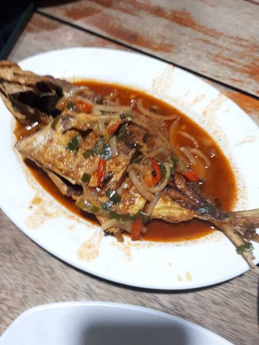 Seafood Putra-Putri Farida 7