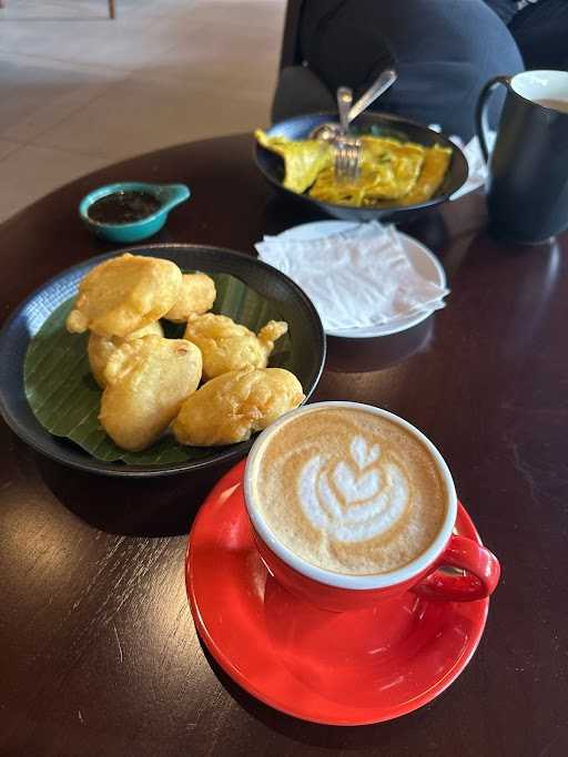 Tembikar | Resto & Coffee 9