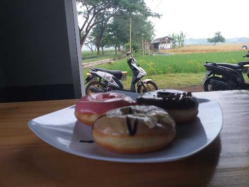 Ada Donuts X Kakak Adek 8