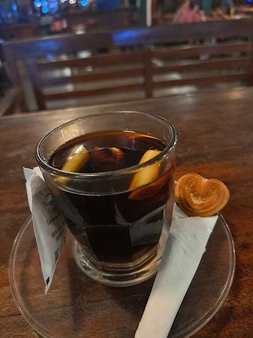 Kedai Kopi Margomulyo 10