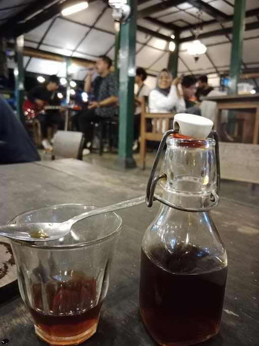 Kedai Kopi Margomulyo 6