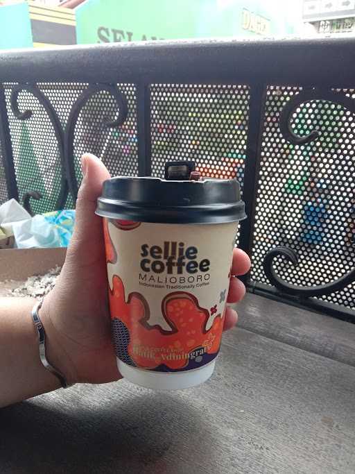 Sellie Coffee Malioboro 3