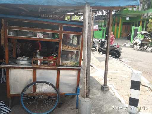 Bakso Depan Puskesmas 9