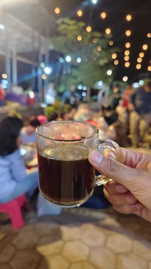 Lesehan Sbtb Terang Bulan Malioboro 2