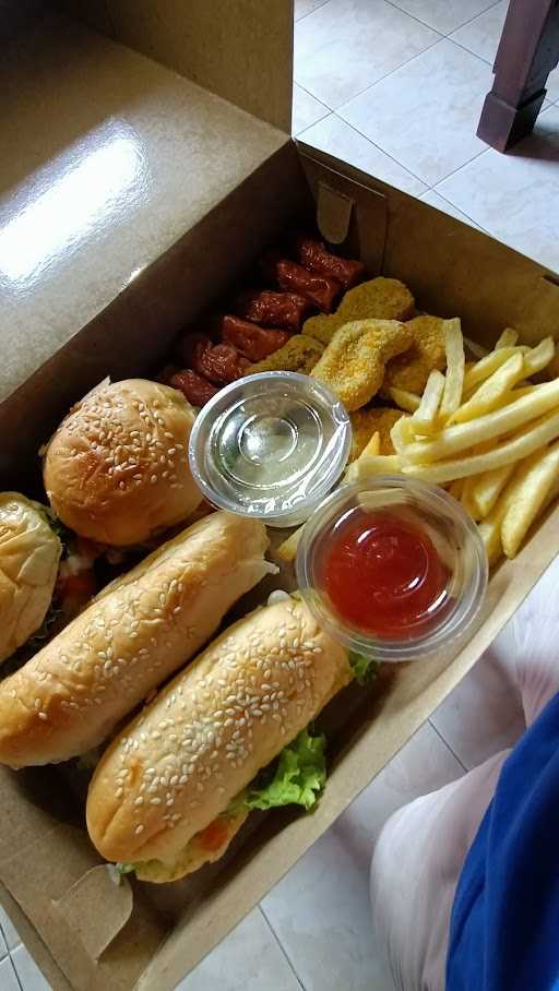 Stuffingbox Burger 1