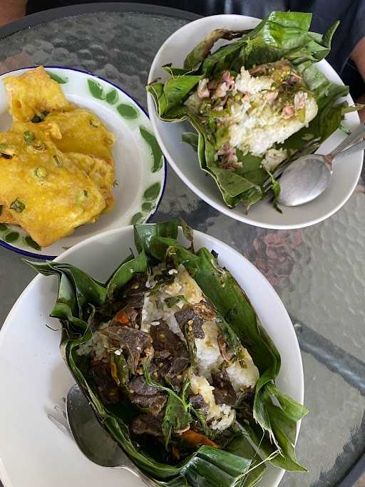 Warung Nasi Mentik Wangi 10