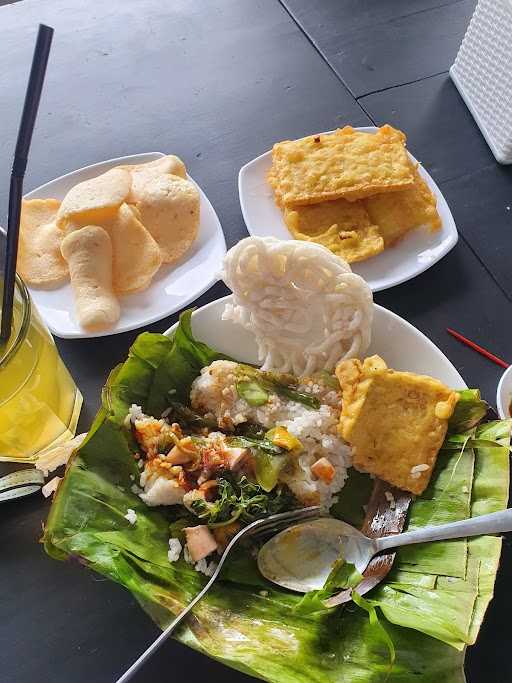 Warung Nasi Mentik Wangi 7